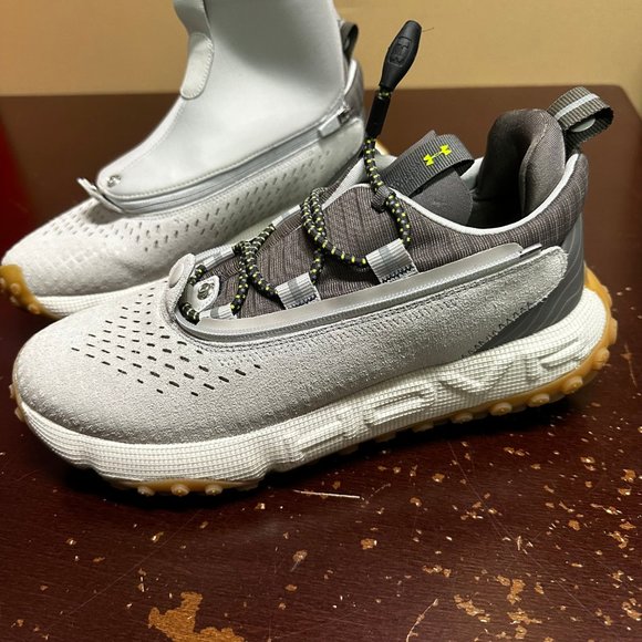 Under Armour Mens Gray UA HOVR Summit Fat Tire 3024921101 Delta Running Shoes 10